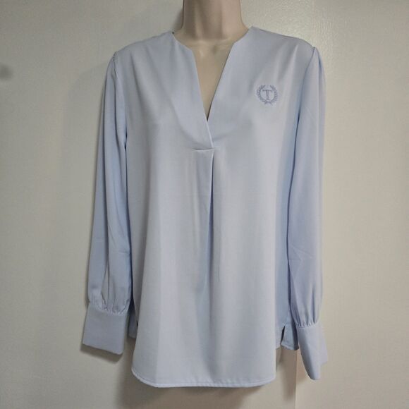 Brooks Brothers Tops - Brooks Brothers Women’s Size M Blue‎ Long Sleeve Pullover Blouse V-neck Monogram